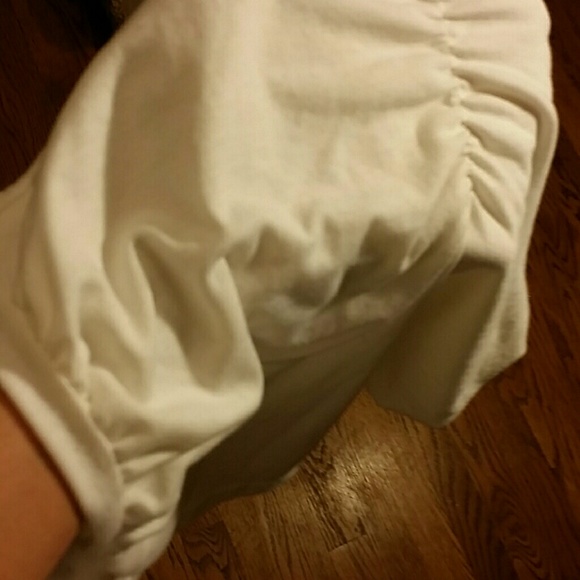 Flattering Ruched knit top - Picture 3 of 3